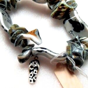 Stretch Flip-Flop Charm Bracelet